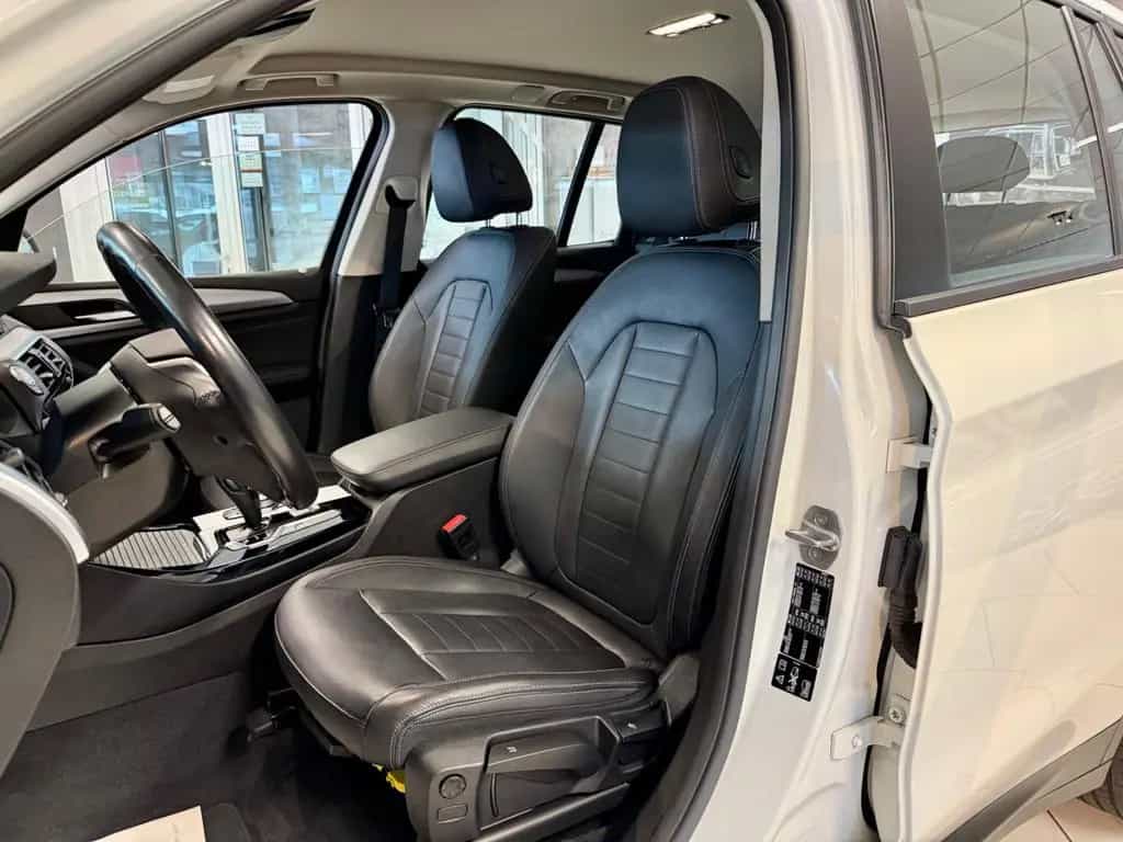BMW X3 20d xDrive AUT AHK LEDER NAVI CAM SHZ PDC LED 02/2019-photo-15