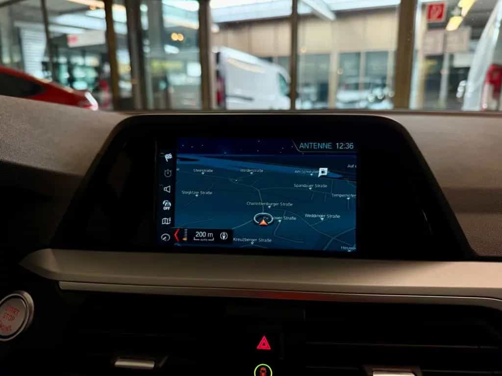 BMW X3 20d xDrive AUT AHK LEDER NAVI CAM SHZ PDC LED 02/2019-photo-23