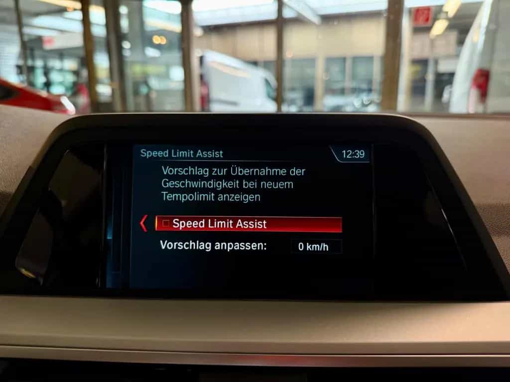 BMW X3 20d xDrive AUT AHK LEDER NAVI CAM SHZ PDC LED 02/2019-photo-30