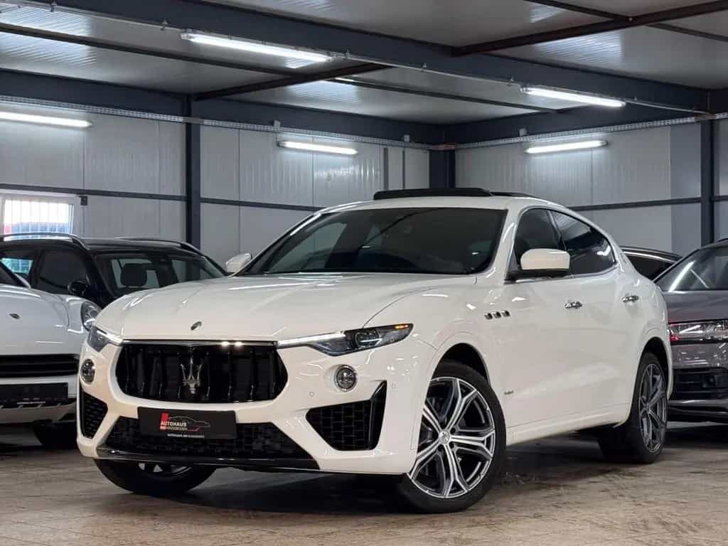 Maserati Levante GranSport Q4 PANO*H&K*SKYHK*ASSIST+*CRBN 02/2019-photo-2