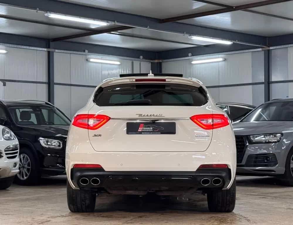 Maserati Levante GranSport Q4 PANO*H&K*SKYHK*ASSIST+*CRBN 02/2019-photo-23