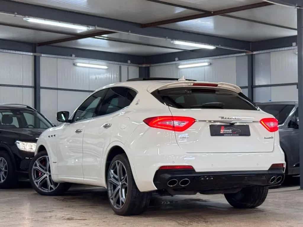Maserati Levante GranSport Q4 PANO*H&K*SKYHK*ASSIST+*CRBN 02/2019-photo-24