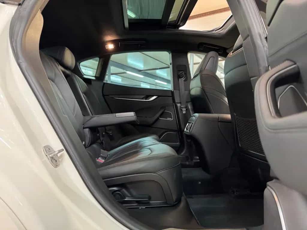 Maserati Levante GranSport Q4 PANO*H&K*SKYHK*ASSIST+*CRBN 02/2019-photo-5
