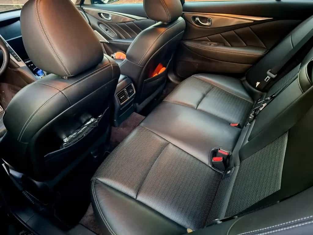 Infiniti Q50 2.2d Premium Automatik Premium 03/2017-photo-10