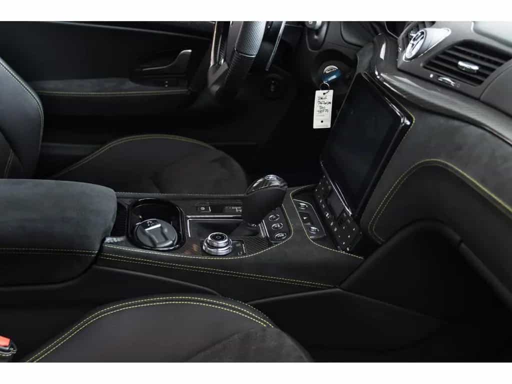 Maserati Granturismo Sport *Carbon-Paket* 08/2020-photo-10