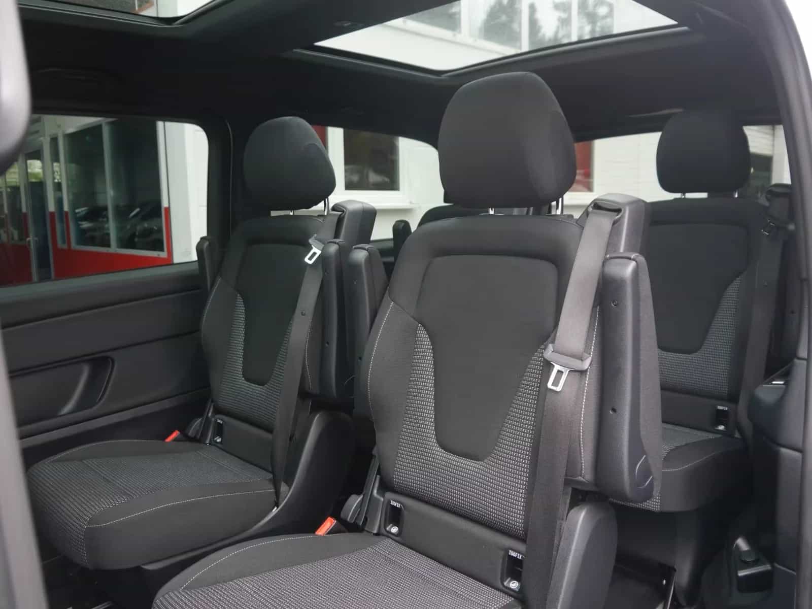 Mercedes-Benz V-Class 250 04/2021-photo-15