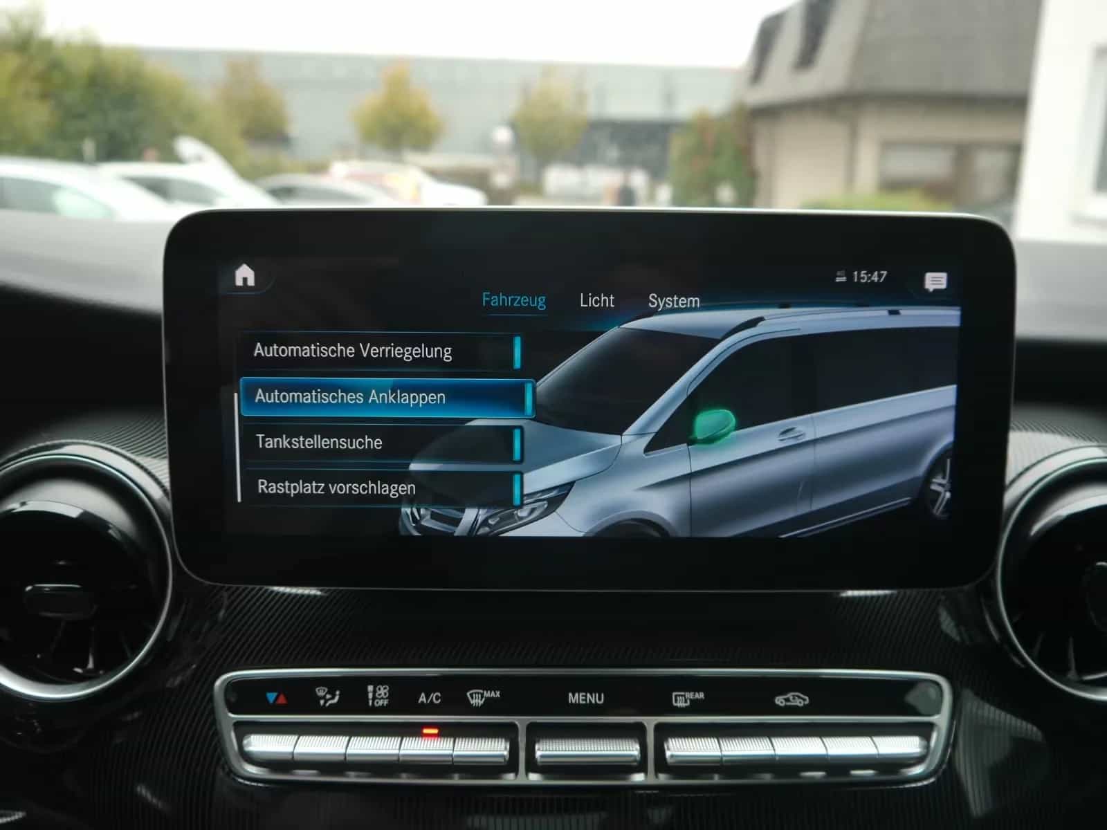 Mercedes-Benz V-Class 250 04/2021-photo-25