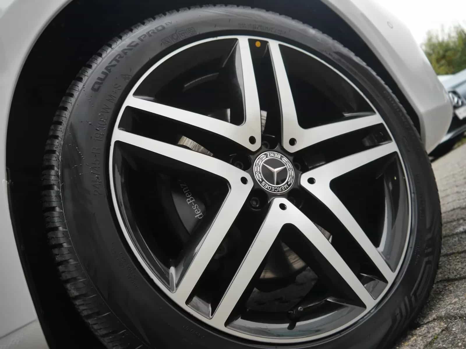 Mercedes-Benz V-Class 250 04/2021-photo-8