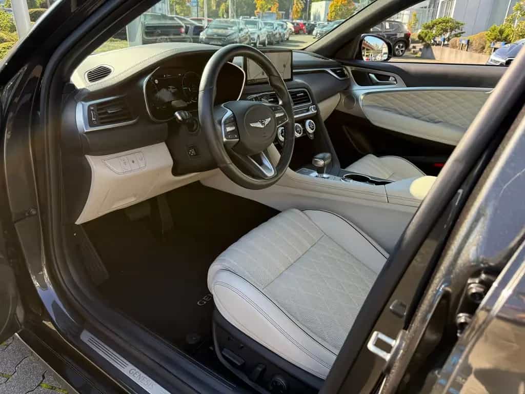 Genesis G70 Shooting Brake Luxury AWD PANO 360° HUD 06/2023-photo-13