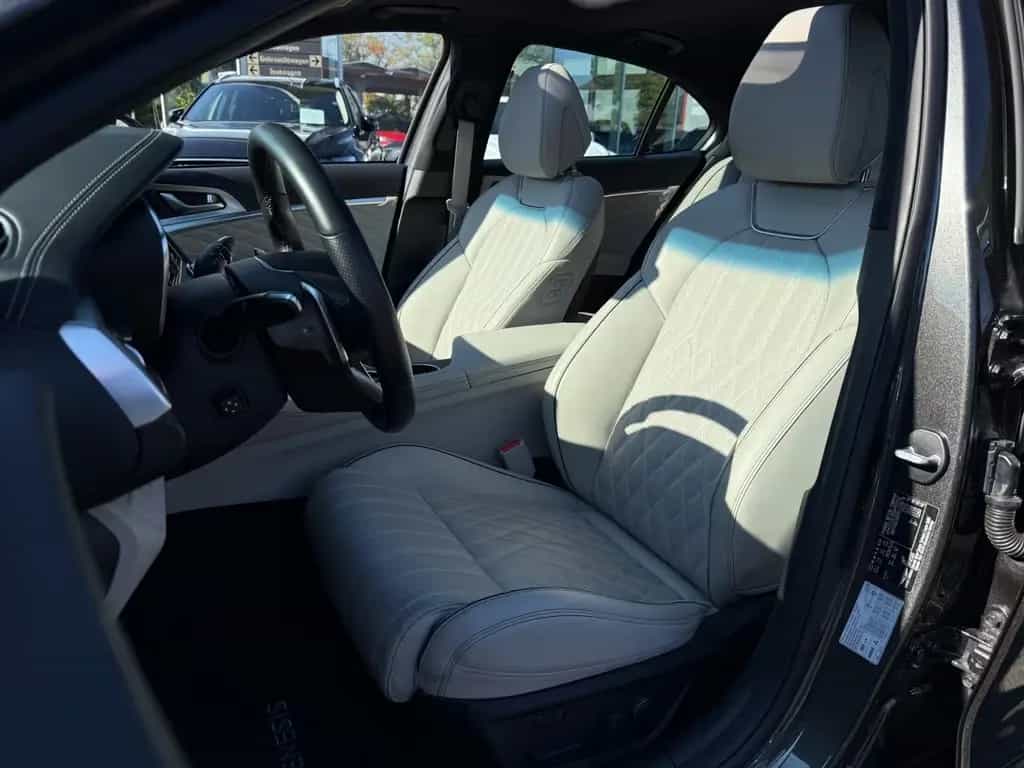 Genesis G70 Shooting Brake Luxury AWD PANO 360° HUD 06/2023-photo-14