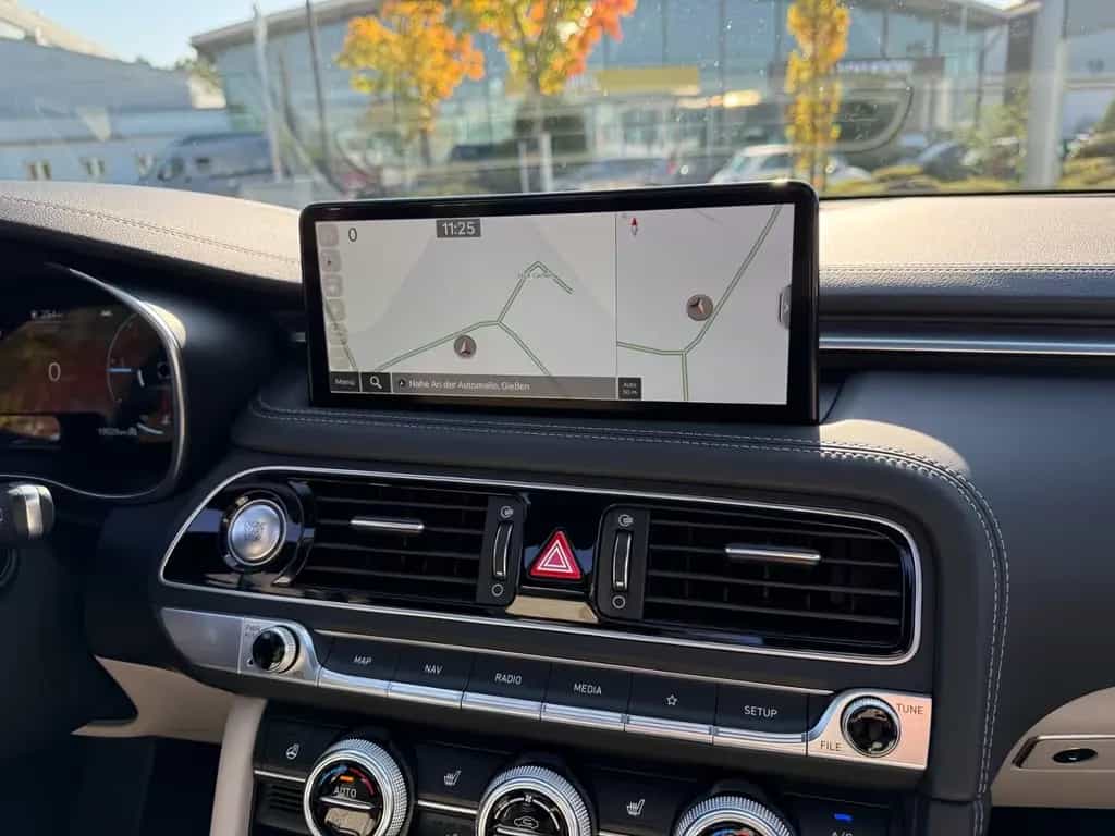 Genesis G70 Shooting Brake Luxury AWD PANO 360° HUD 06/2023-photo-24