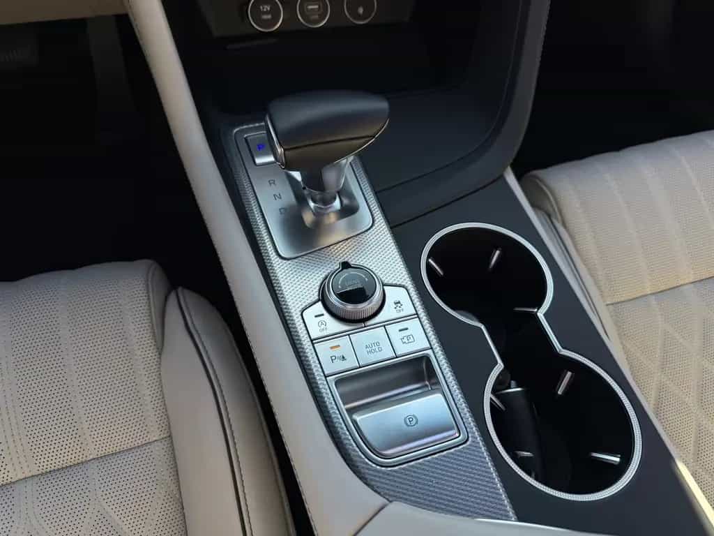Genesis G70 Shooting Brake Luxury AWD PANO 360° HUD 06/2023-photo-28