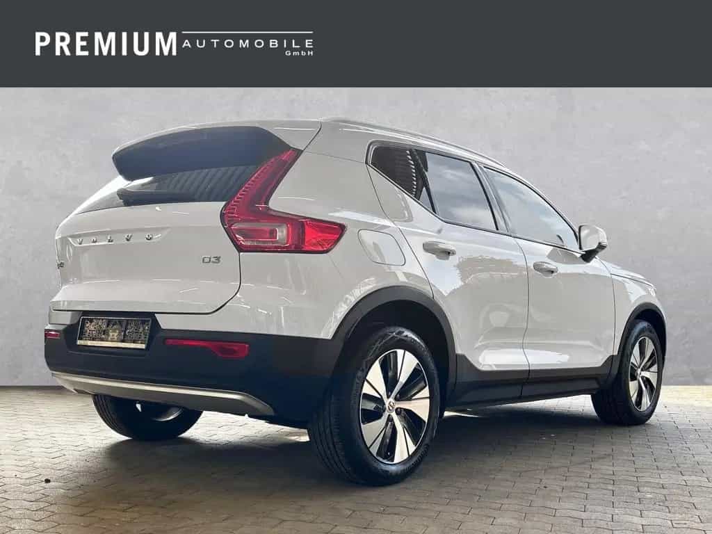 Volvo XC40 Momentum Pro AWD D3 EU6d-T Winter-Paket Cit 07/2021-photo-1