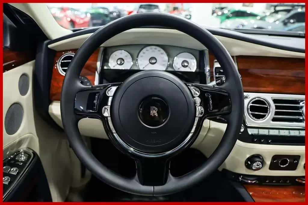 Rolls-Royce Ghost GHOST II** - VERNICE BI-COLOR - MONITOR 11/2016-photo-13