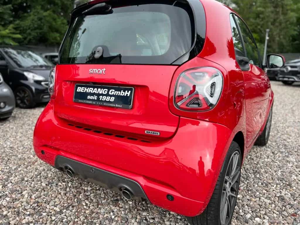 Smart ForTwo BRABUS*PANORAMA*JBL*KAMERA*TAILOR-MADE* 10/2017-photo-29