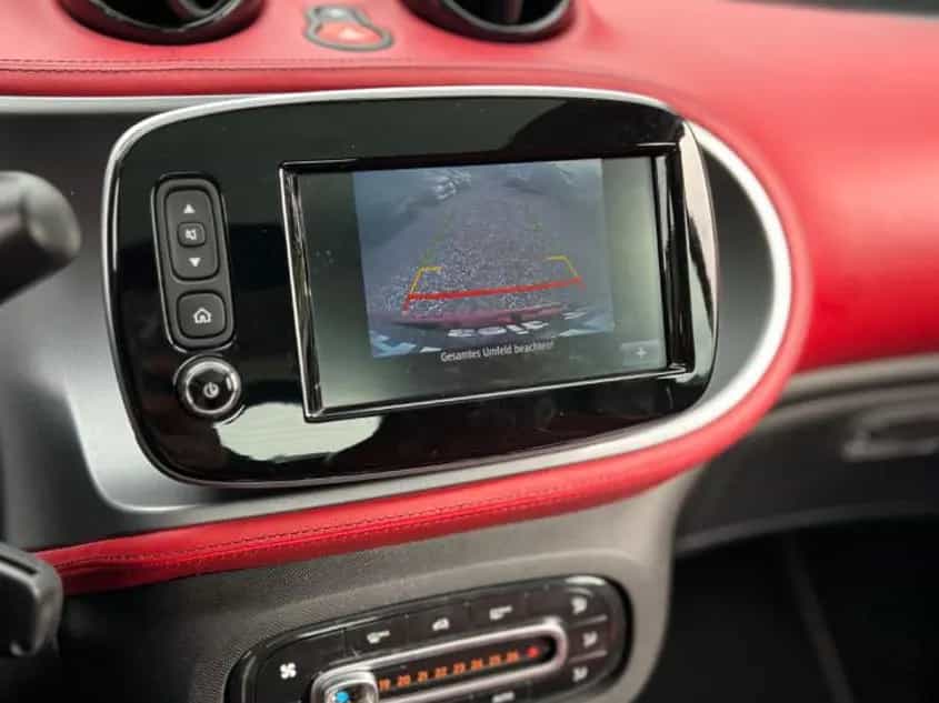 Smart ForTwo BRABUS*PANORAMA*JBL*KAMERA*TAILOR-MADE* 10/2017-photo-6