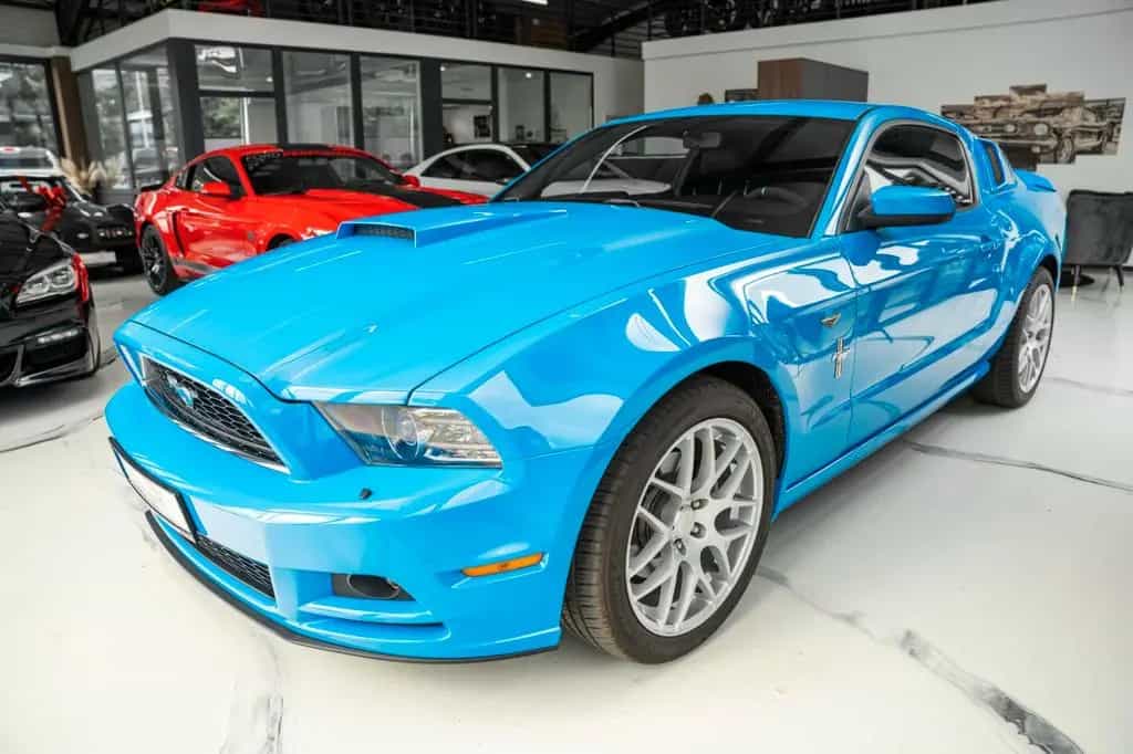 Ford Mustang 3,7 V6 LEDER XENON CARBON TOP 06/2014-photo-0