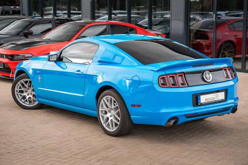 Ford Mustang 3,7 V6 LEDER XENON CARBON TOP 06/2014-photo-13