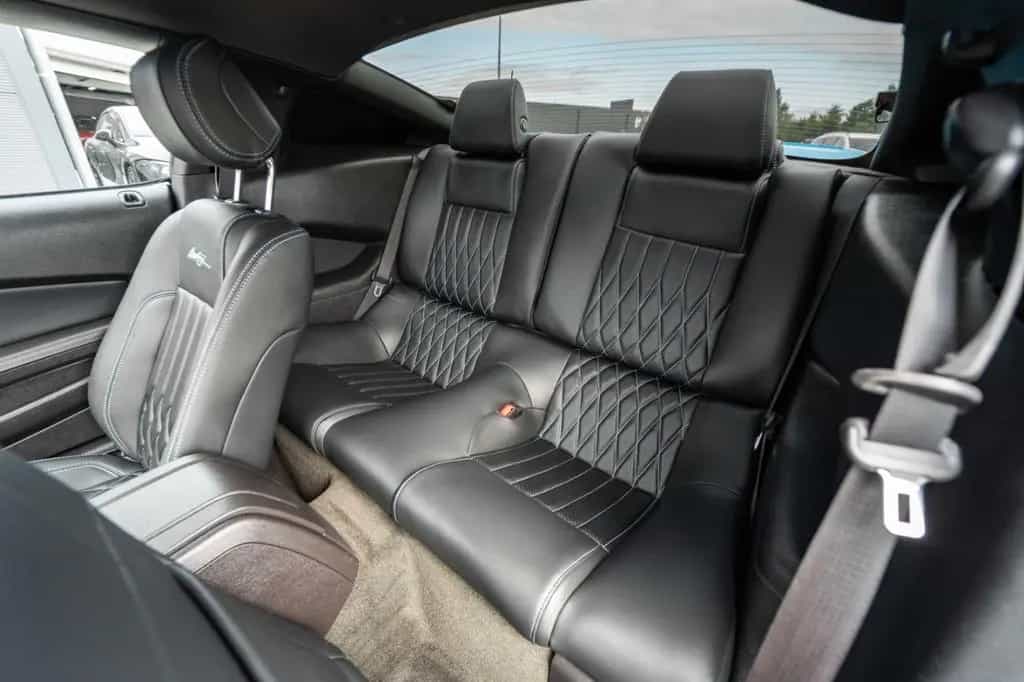 Ford Mustang 3,7 V6 LEDER XENON CARBON TOP 06/2014-photo-23