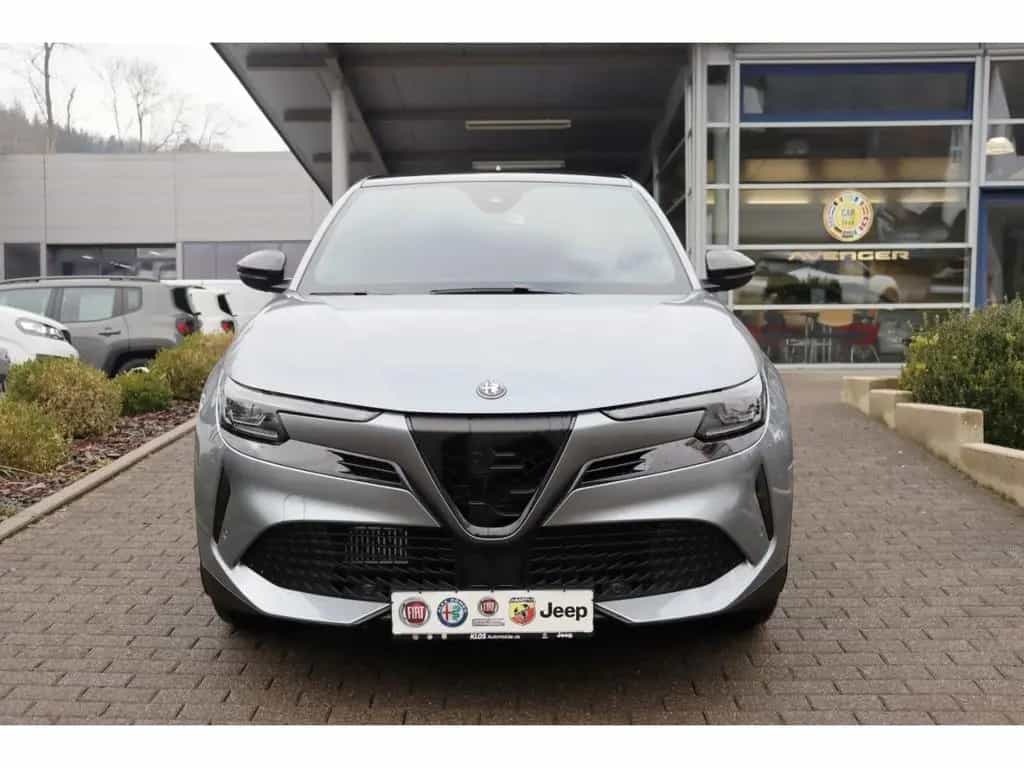 Alfa Romeo Junior IBRIDA SPECIALE 1.2 VGT 145PS DCT6 SCHIEB 10/2025-photo-7