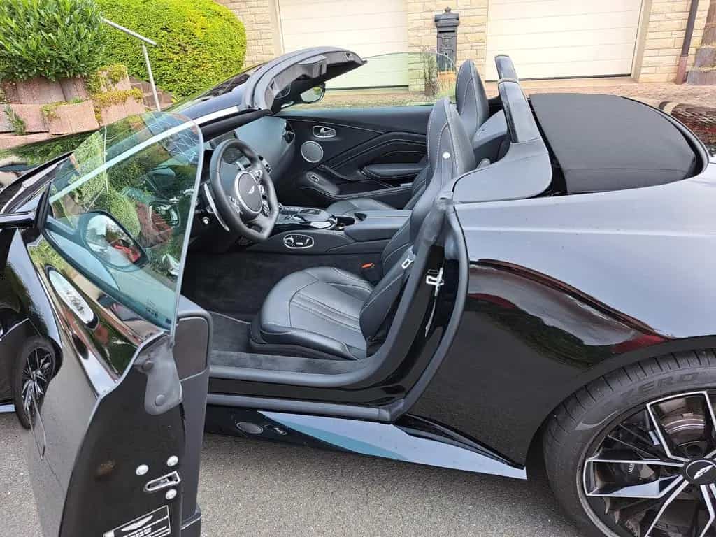 Aston Martin V8 Vantage 4.0 V8 Roadster 05/2023-photo-5