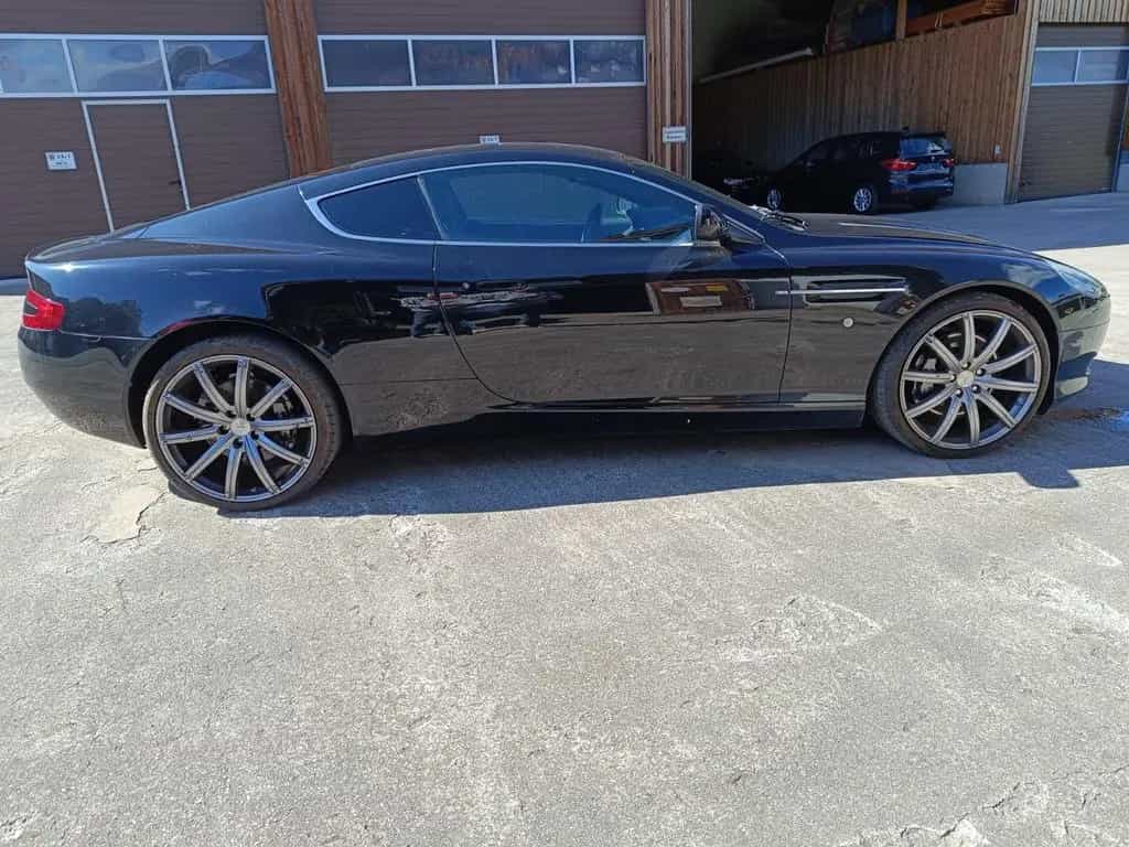 Aston Martin DB9 5.9 Touchtronic Navi 20 Zoll Hifi usw ! 05/2008-photo-2