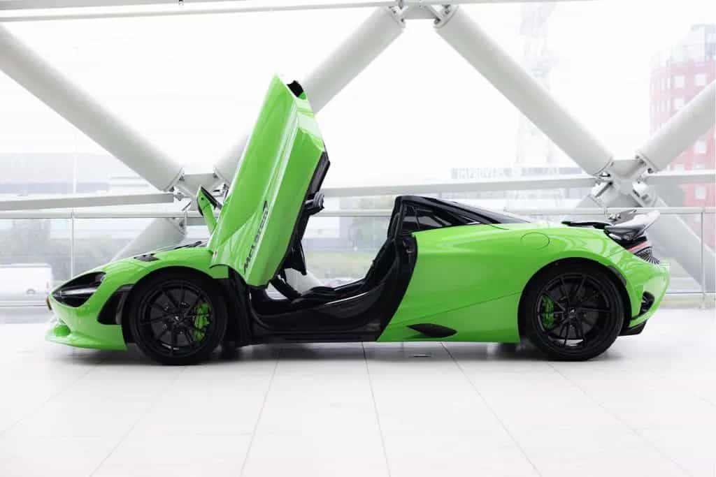 McLaren 750S Spider 4.0 V8 | Mantis Green | Carbon Bonne 08/2025-photo-10