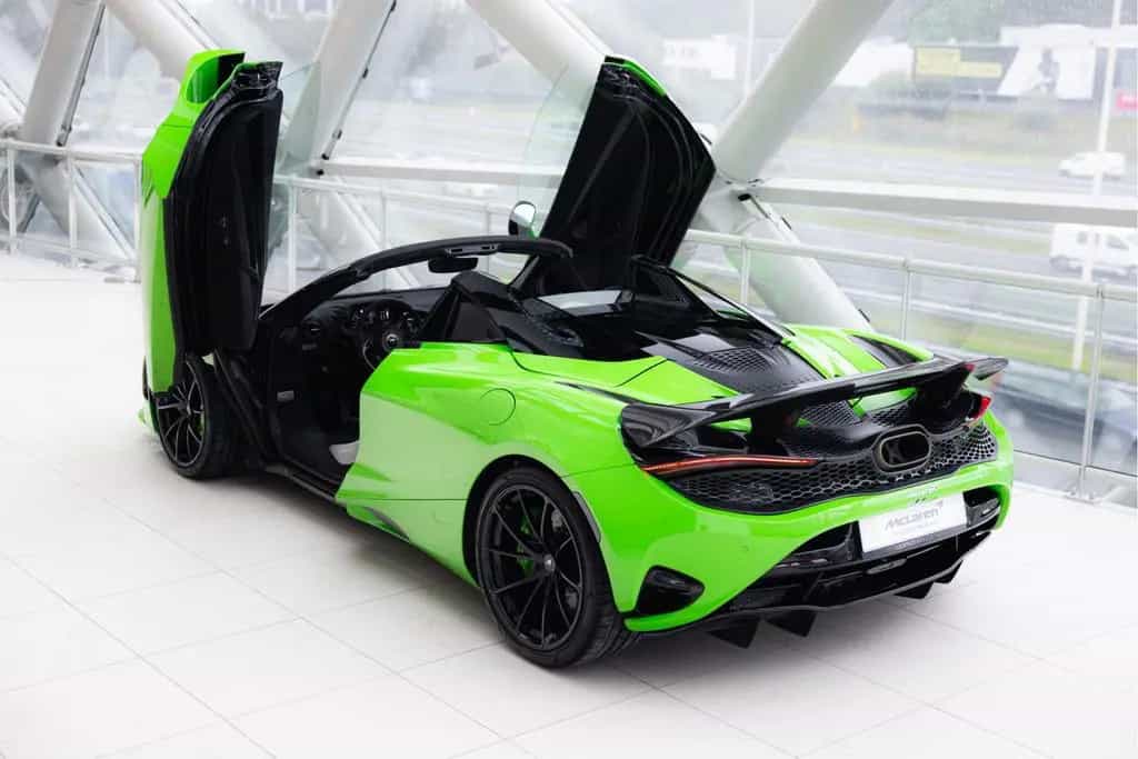 McLaren 750S Spider 4.0 V8 | Mantis Green | Carbon Bonne 08/2025-photo-45