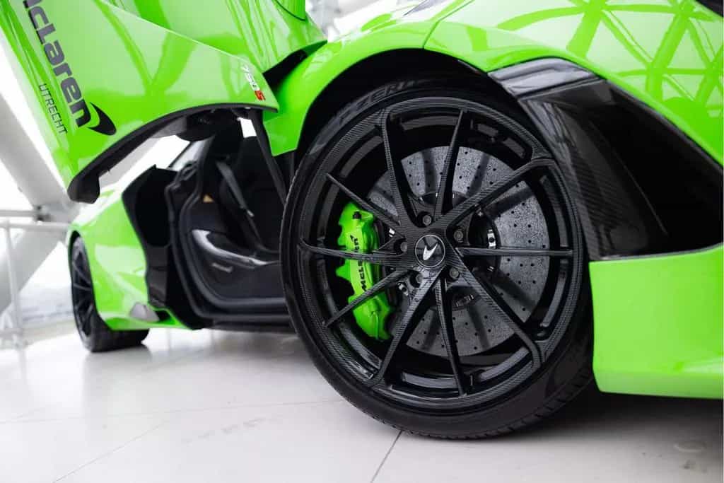 McLaren 750S Spider 4.0 V8 | Mantis Green | Carbon Bonne 08/2025-photo-47