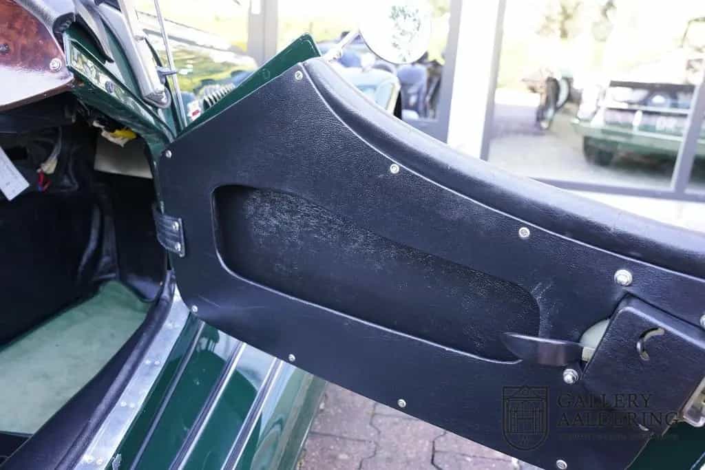 Morgan Plus 8 3.9 V8 "25.500 miles" Low kilometres. Ful 03/1991-photo-19