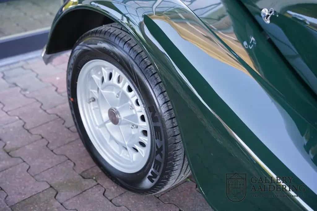 Morgan Plus 8 3.9 V8 "25.500 miles" Low kilometres. Ful 03/1991-photo-27