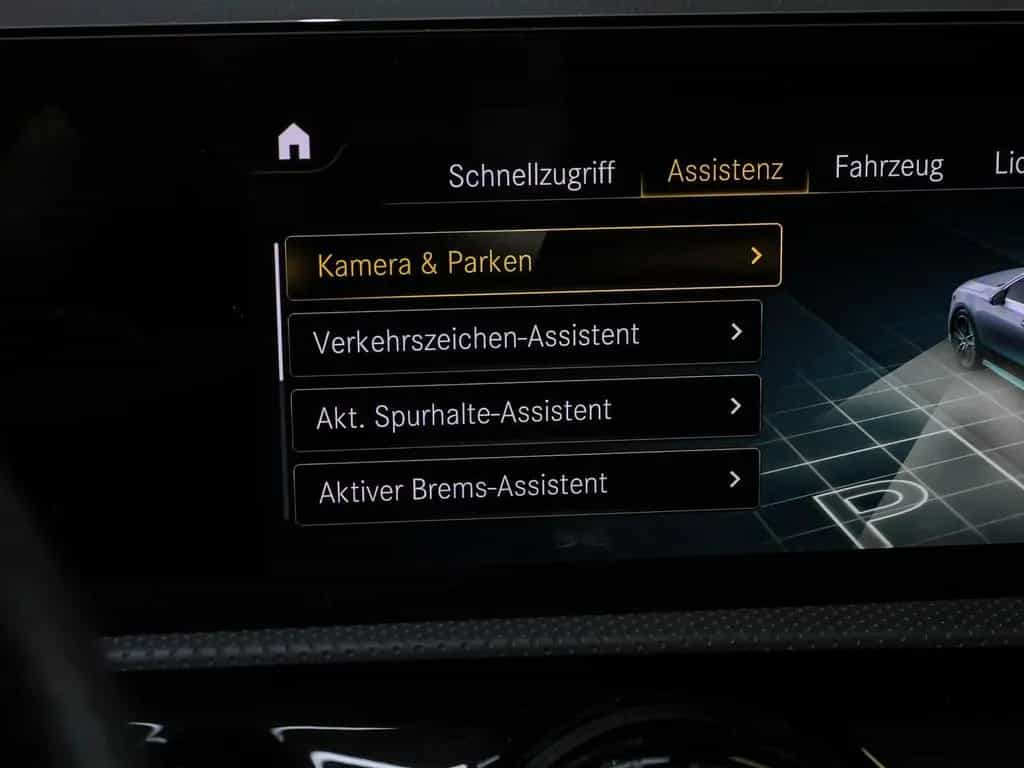 Mercedes-Benz A 35 AMG *PANORAMA*NIGHT*360°*MEMORY*BURMESTER* 03/2021-photo-17