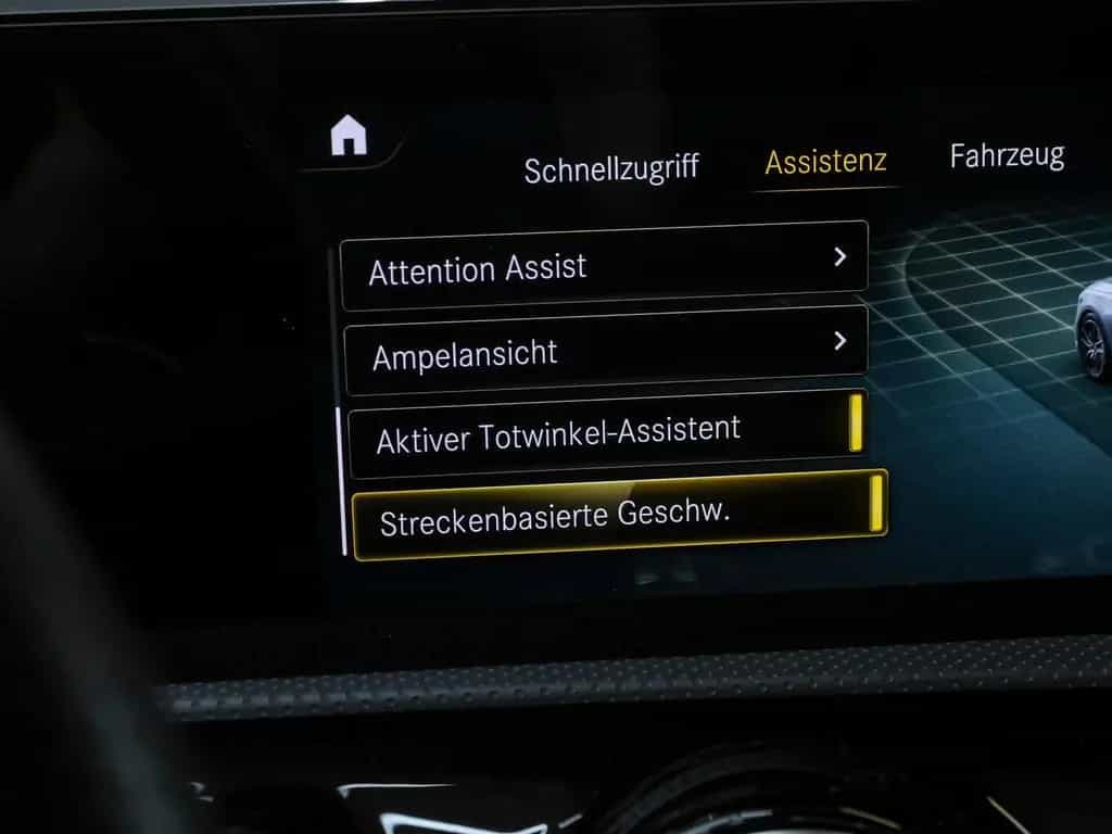 Mercedes-Benz A 35 AMG *PANORAMA*NIGHT*360°*MEMORY*BURMESTER* 03/2021-photo-18