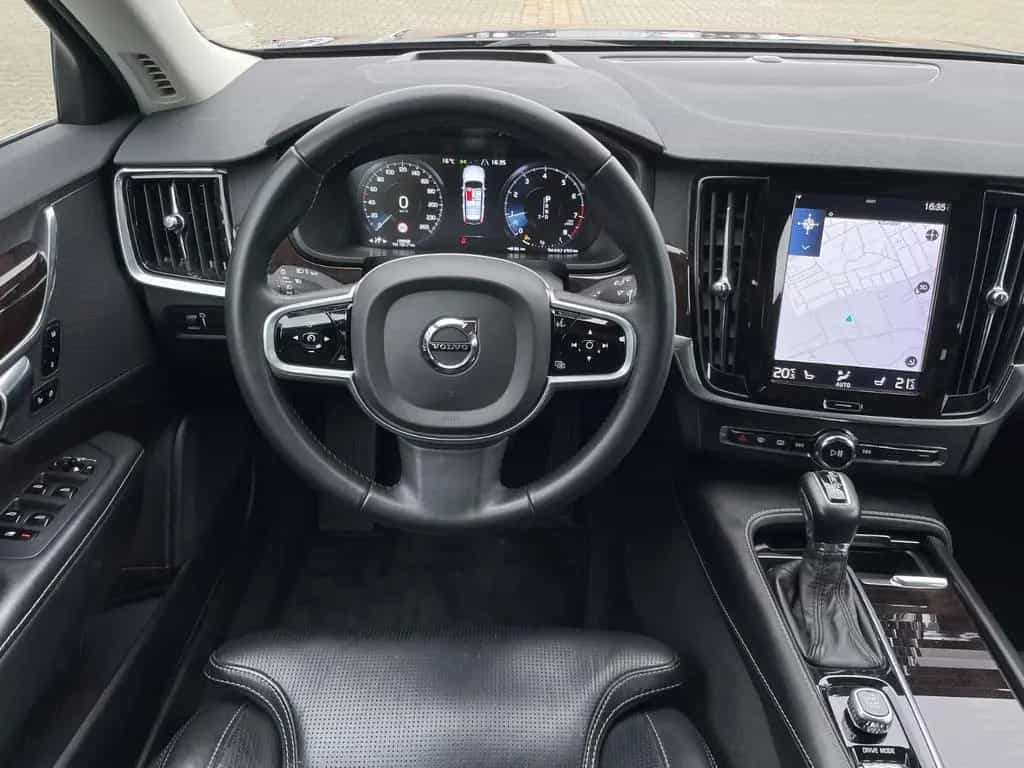 Volvo V90 Kombi Inscription*LED*LEDER*HUD*360°*VIRTUAL 06/2018-photo-12
