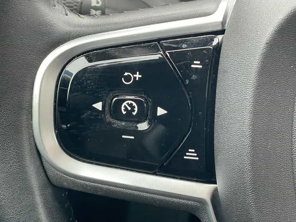Volvo V90 Kombi Inscription*LED*LEDER*HUD*360°*VIRTUAL 06/2018-photo-15