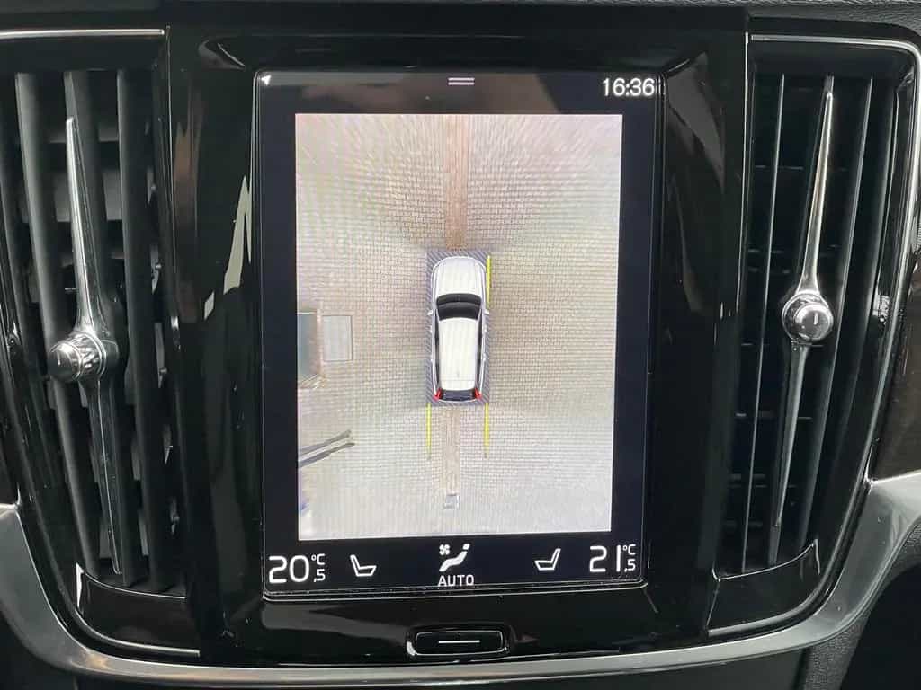 Volvo V90 Kombi Inscription*LED*LEDER*HUD*360°*VIRTUAL 06/2018-photo-16