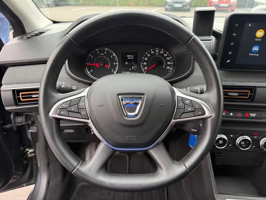 Dacia Sandero Stepway III 1.0 TCE Ultimate LED PDC DAB 01/2023-photo-18