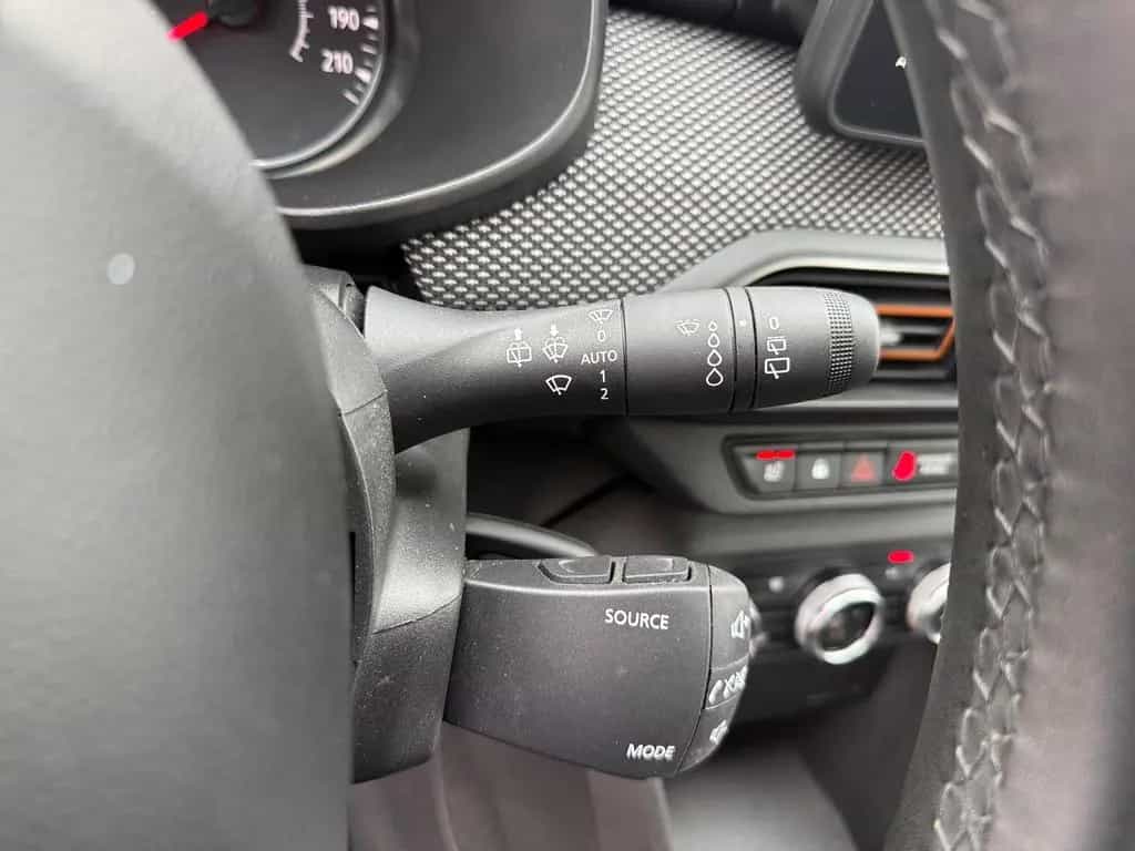 Dacia Sandero Stepway III 1.0 TCE Ultimate LED PDC DAB 01/2023-photo-20