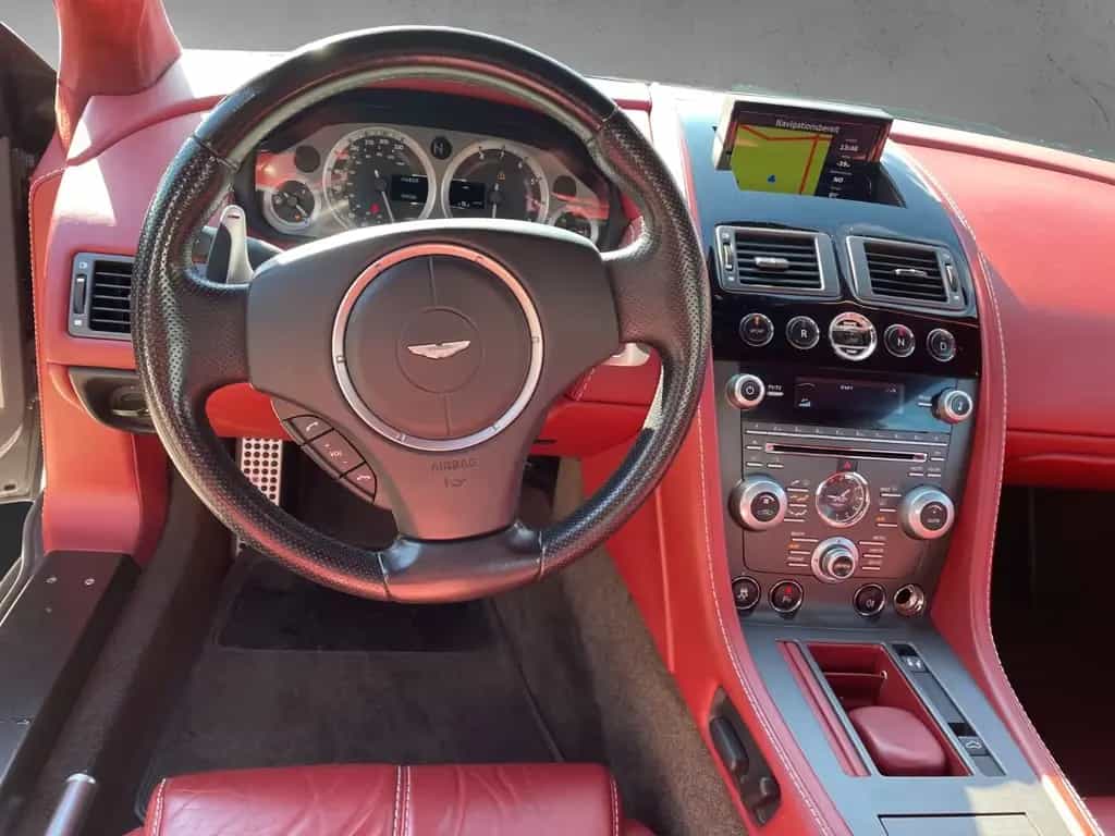 Aston Martin V8 Vantage 07/2014-photo-12