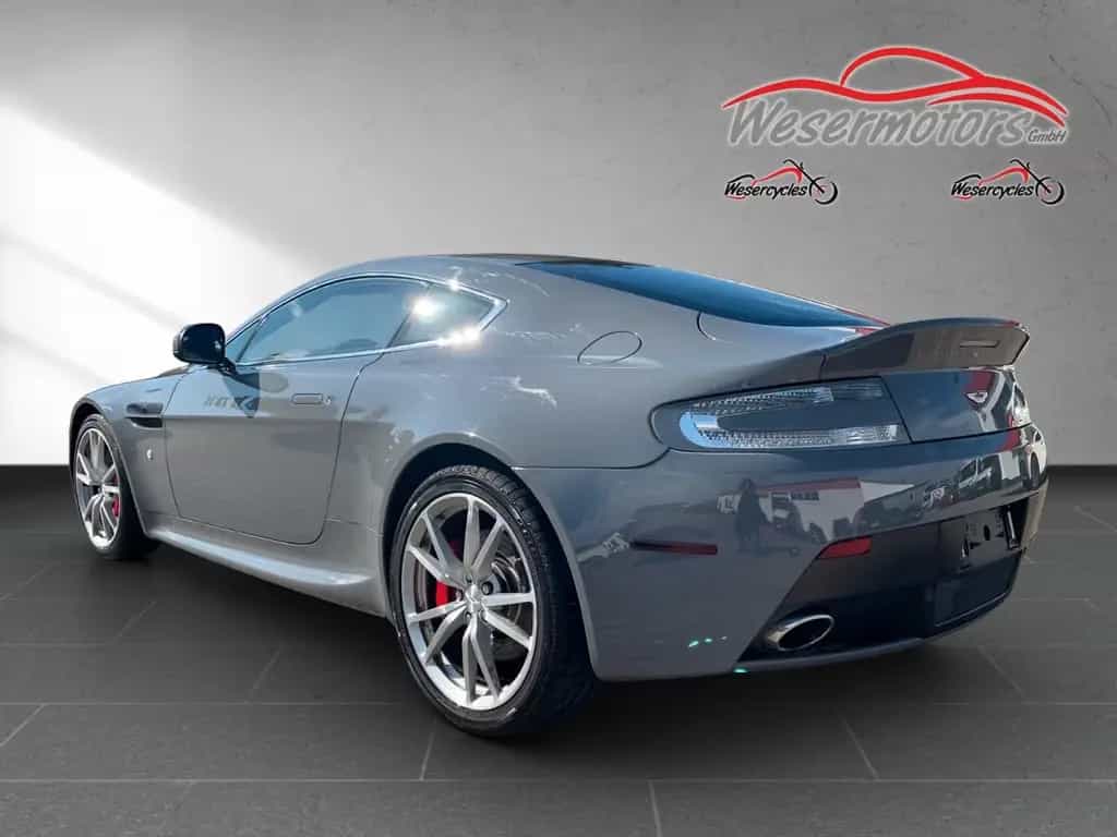 Aston Martin V8 Vantage 07/2014-photo-2