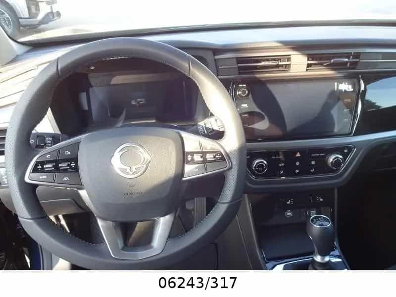 KGM Korando Core 6MT null-photo-7