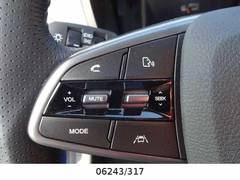 KGM Korando Core 6MT null-photo-8
