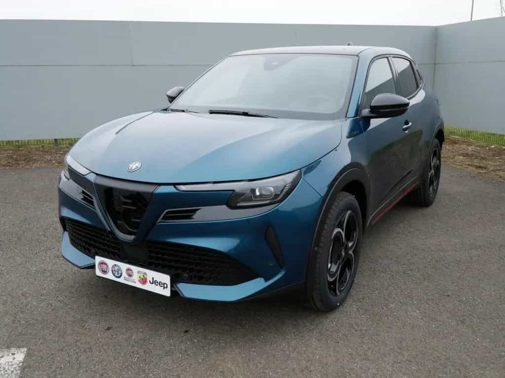 Alfa Romeo Junior IBRIDA SPECIALE 1.2 VGT 145PS DCT6 SCHIEB 10/2025-photo-6