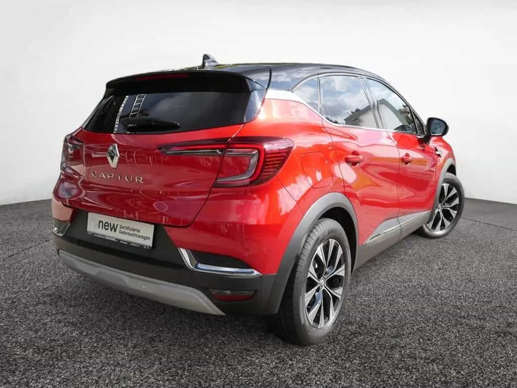 Renault Captur Techno TCe 140 SHZ KAMERA NAVI AHK LED 07/2023-photo-2