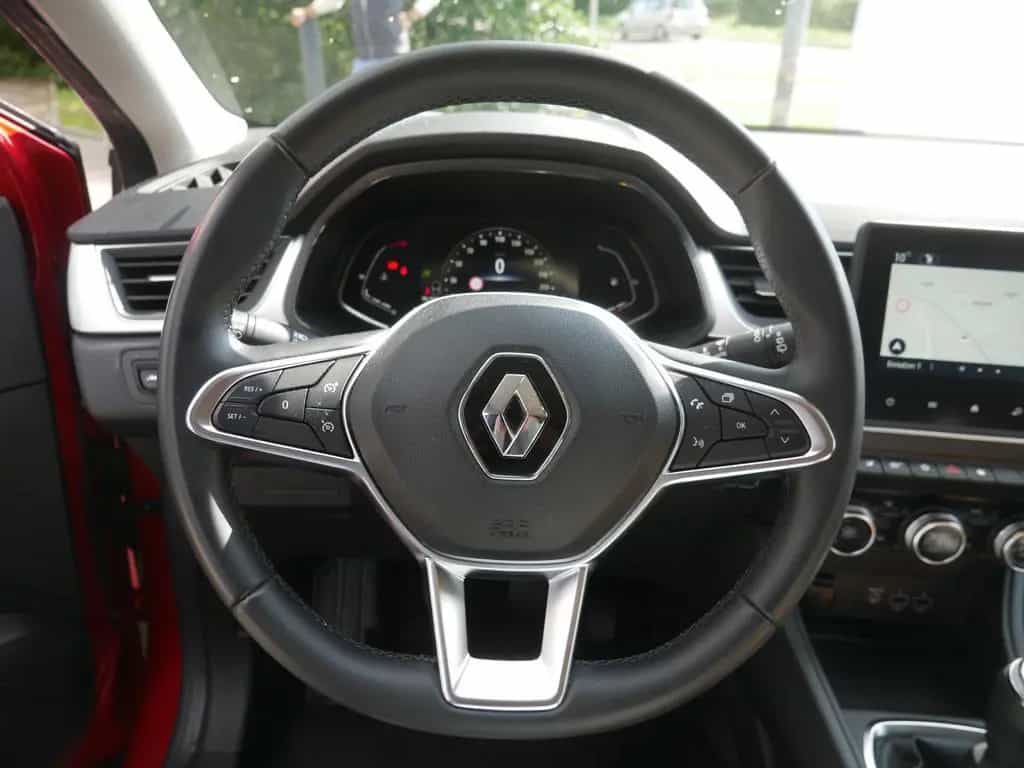 Renault Captur Techno TCe 140 SHZ KAMERA NAVI AHK LED 07/2023-photo-6