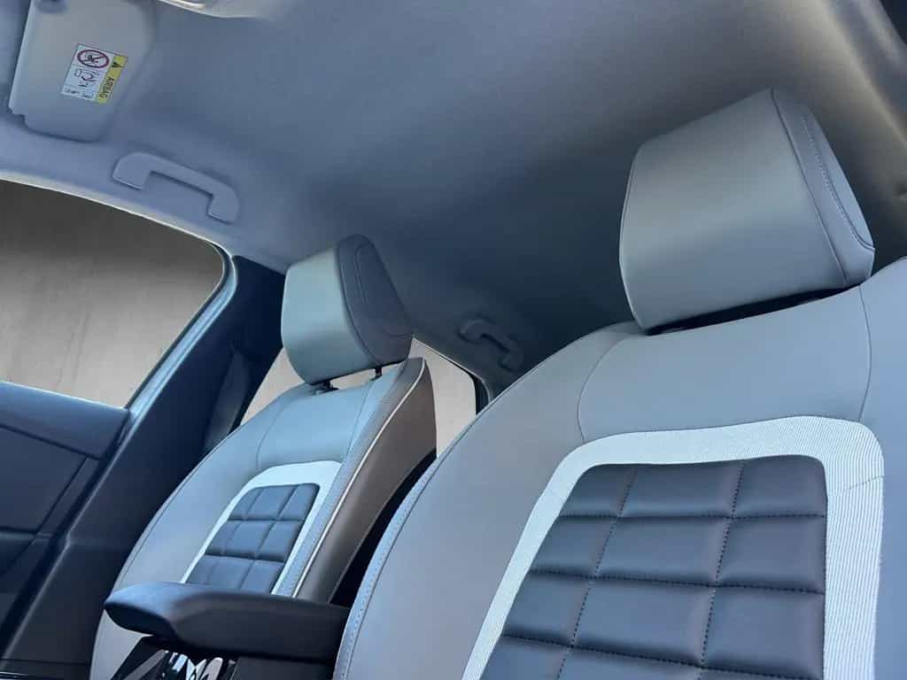 Citroën C4 1.2 PureTech 130 Max LED KAMERA NAVI SHZ ALU 09/2025-photo-19