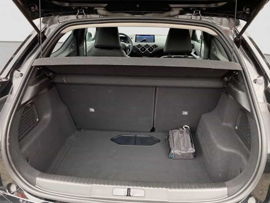 DS Automobiles DS3 Opera 130PS Vollleder / Navi / Kamera 11/2024-photo-17