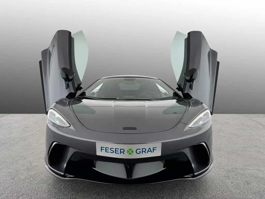 McLaren GTS Perform. | B&W | Carbon | Electrochr. Roof 02/2025-photo-1