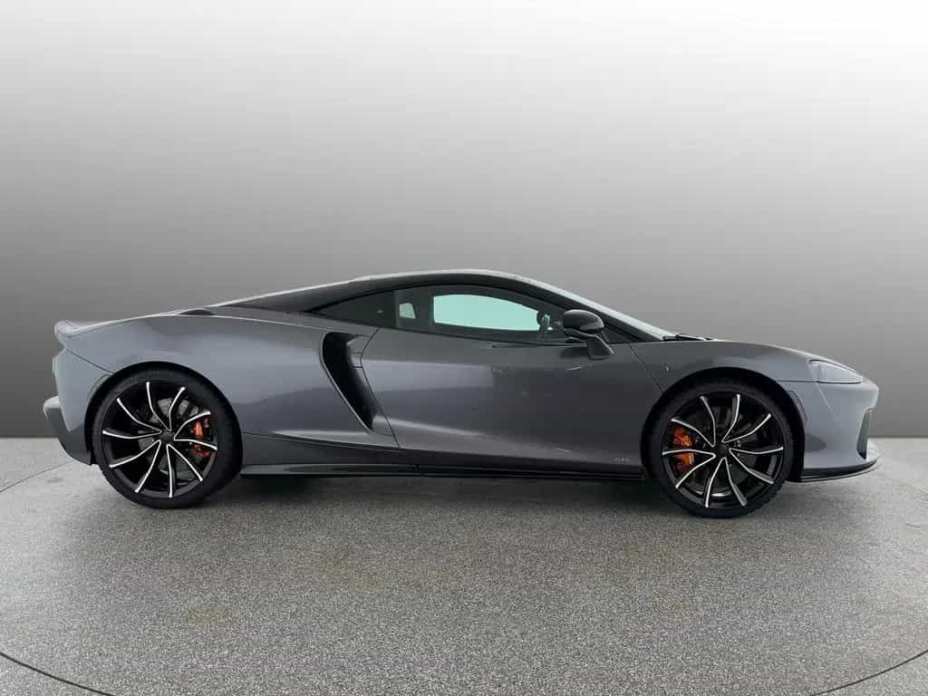 McLaren GTS Perform. | B&W | Carbon | Electrochr. Roof 02/2025-photo-11