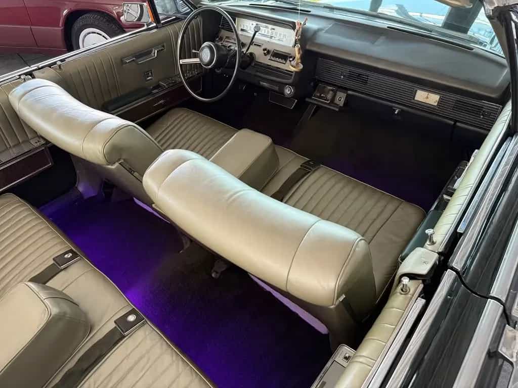 Lincoln Continental 7.6 V8, 462cui, 4 Door Convertible 07/1967-photo-14